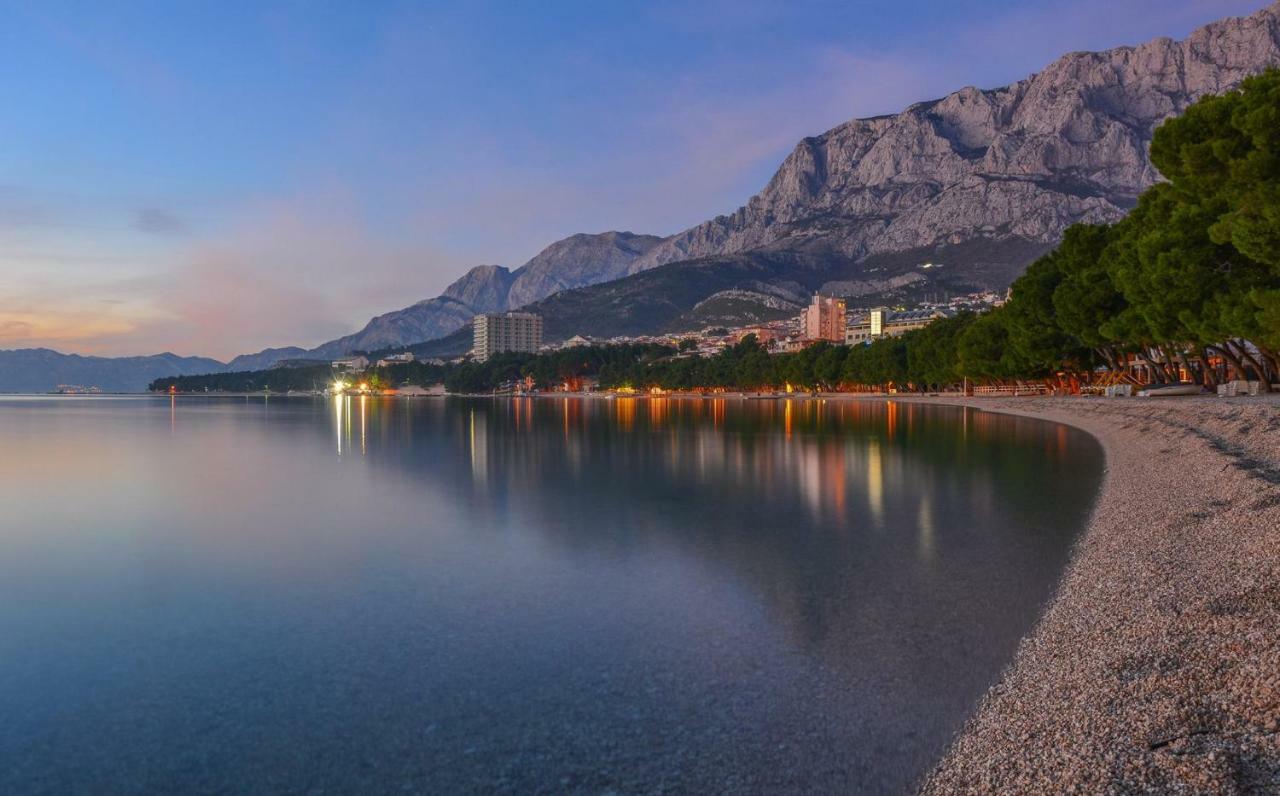Apartman Laura Galileo Blizu Centra I Plaze Makarska Exterior photo